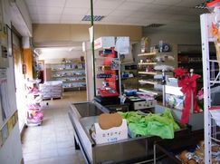 Negozio/Locale commerciale in Commerciale