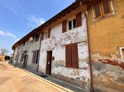 Casa Bi/Trifamiliare in Residenziale