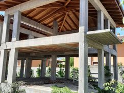 Casa Bi/Trifamiliare in Residenziale