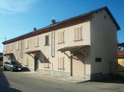 Casa Bi/Trifamiliare in Residenziale
