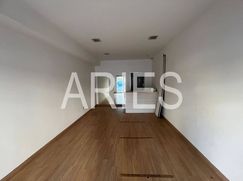 Negozio/Locale commerciale in Commerciale