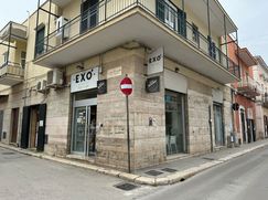 Negozio/Locale commerciale in Commerciale