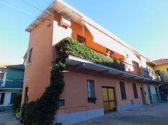 Casa Bi/Trifamiliare in Residenziale