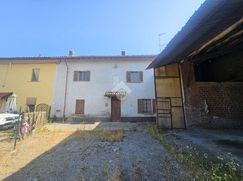 Casa Bi/Trifamiliare in Residenziale