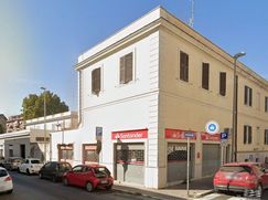 Negozio/Locale commerciale in Commerciale