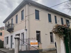 Ufficio in Commerciale