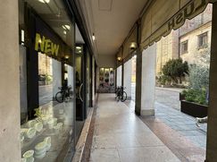 Negozio/Locale commerciale in Commerciale