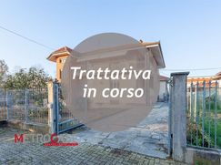 Casa Bi/Trifamiliare in Residenziale
