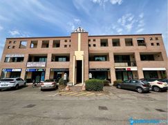 Ufficio in Commerciale