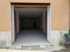 Negozio/Locale commerciale in Commerciale