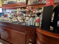 Attività/Licenza (con o senza mura) in Commerciale