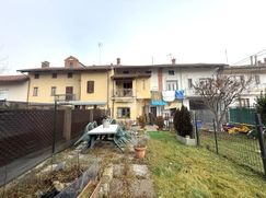 Casa Bi/Trifamiliare in Residenziale