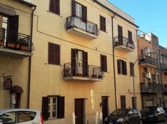 Casa Bi/Trifamiliare in Residenziale