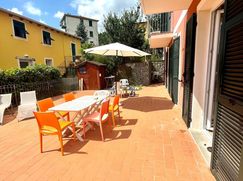 Casa Bi/Trifamiliare in Residenziale