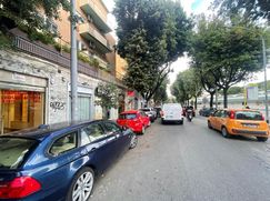 Negozio/Locale commerciale in Commerciale