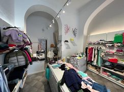 Negozio/Locale commerciale in Commerciale