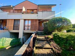 Casa Bi/Trifamiliare in Residenziale