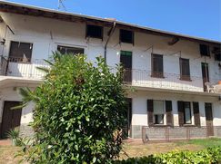 Casa Bi/Trifamiliare in Residenziale