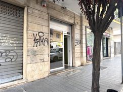 Negozio/Locale commerciale in Commerciale