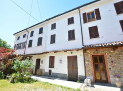 Casa Bi/Trifamiliare in Residenziale