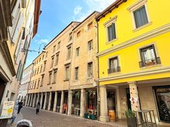 Edificio in Residenziale