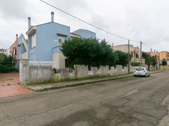 Casa Bi/Trifamiliare in Residenziale