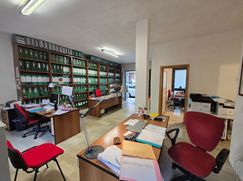 Ufficio in Commerciale