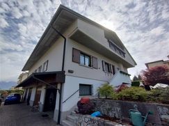 Casa Bi/Trifamiliare in Residenziale