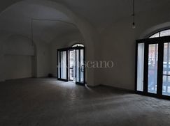 Negozio/Locale commerciale in Commerciale