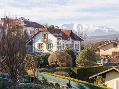 Casa Bi/Trifamiliare in Residenziale