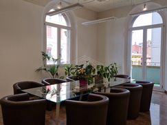 Ufficio in Commerciale