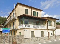 Casa Bi/Trifamiliare in Residenziale