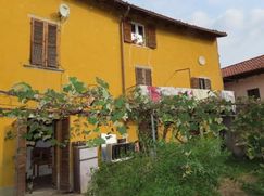 Casa Bi/Trifamiliare in Residenziale