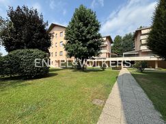 Ufficio in Commerciale