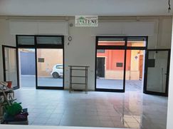 Negozio/Locale commerciale in Commerciale