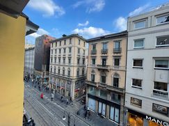 Ufficio in Commerciale