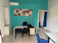 Negozio/Locale commerciale in Commerciale