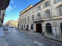 Ufficio in Commerciale