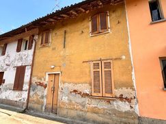 Casa Bi/Trifamiliare in Residenziale