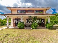 Villa in Residenziale