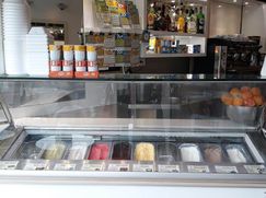 Negozio/Locale commerciale in Commerciale