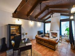 Casa Bi/Trifamiliare in Residenziale