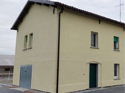 Casa Bi/Trifamiliare in Residenziale