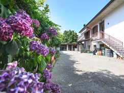Casa Bi/Trifamiliare in Residenziale