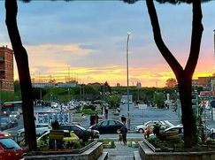 Attività/Licenza (con o senza mura) in Commerciale