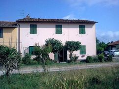 Casa Bi/Trifamiliare in Residenziale