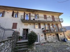 Casa Bi/Trifamiliare in Residenziale