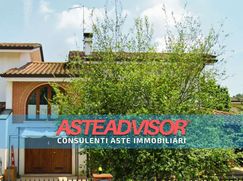Casa Bi/Trifamiliare in Residenziale