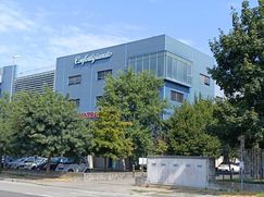 Negozio/Locale commerciale in Commerciale
