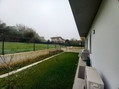 Casa Bi/Trifamiliare in Residenziale